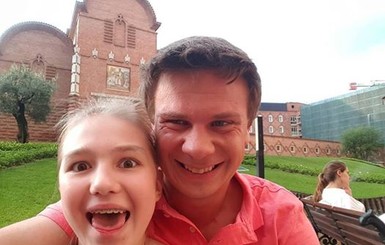Комаров и Зеленский встретились в Италии, чтобы помочь девочке без кишечника
