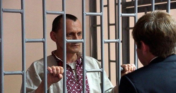 Адвокат: до июля-августа не стоит рассчитывать на освобождение Карпюка и Клыха