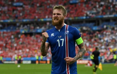 Бешеный исландский комментатор сорвал голос во время матча