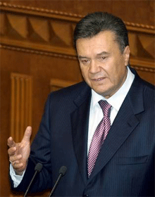 Янукович снова премьер 
