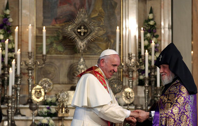 Что сказал Папа Римский, прибывший с визитом в Армению