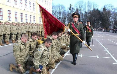 Порошенко: в Украине уже могла объявляться восьмая мобилизация