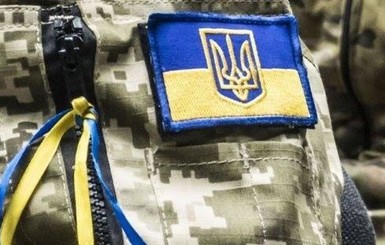 В Донбассе пострадали двое украинских военных