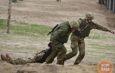 Штаб АТО: ситуация усложнилась, стрельба не прекращается