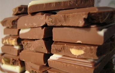 В Умани вор стащил из магазина гору шоколадок
