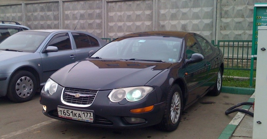 Киевская мэрия распродает автомобили