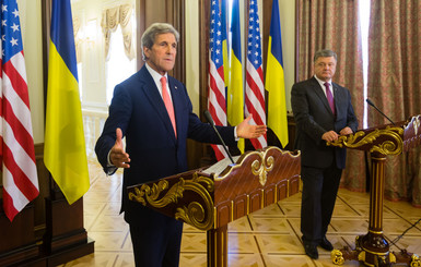 Керри намекнул, что Украине рано в НАТО