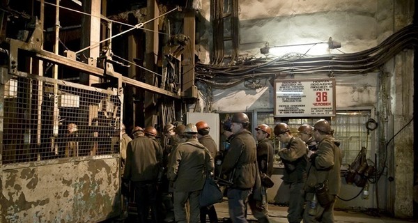 На шахте в Донецкой области 11 шахтеров устроили забастовку
