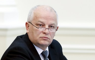 Министр экономики заработал в июне 27 тысяч гривен