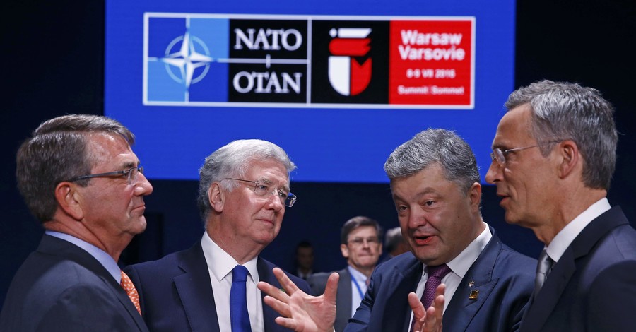Итоги саммита НАТО в Варшаве: Альянс наращивает военную мощь в Европе и берет под опеку Украину