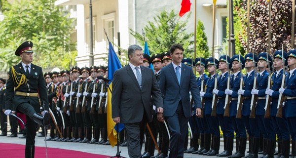 Премьер Канады в Киеве перешел на украинский