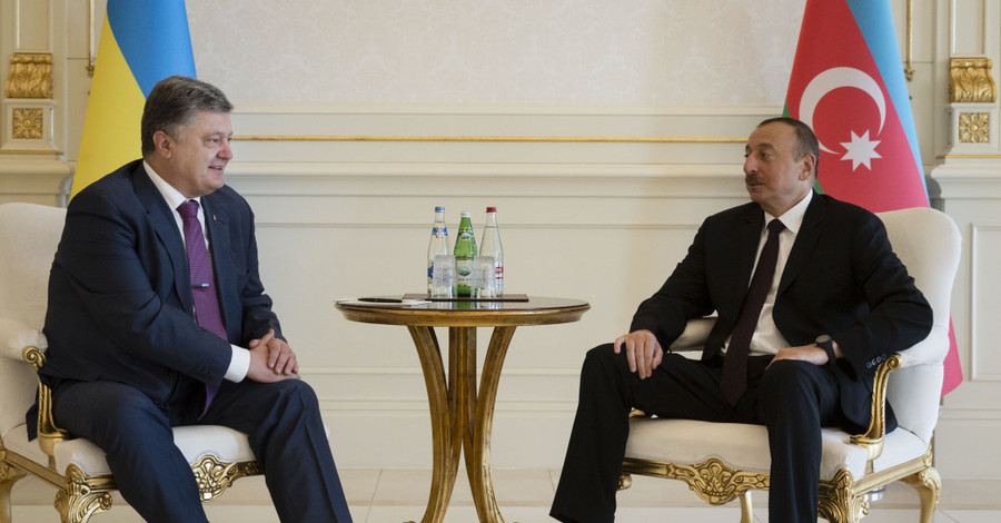 Порошенко встретился с президентом Азербайджана