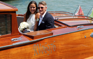 Одна из самых богатых спортсменок мира Ана Иванович вышла замуж в платье за 300 долларов