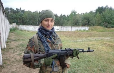 Украинским женщинам разрешили служить в боевых подразделениях