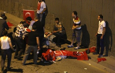 Число жертв в Турции возросло до 60 человек