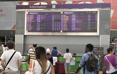 Аэропорты Турции возобновили работу