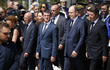 Премьера Франции освистали из-за теракта в Ницце