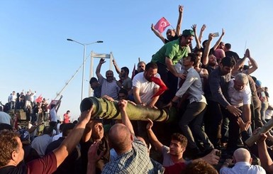 Эксперт: Результатом неудачного переворота в Турции будет исламистский режим у ворот Европы