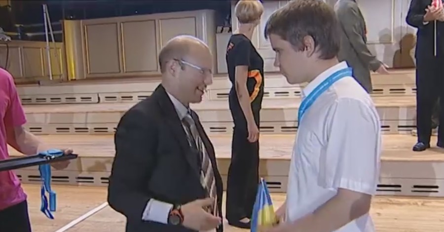 Харьковский школьник взял золото на Международной олимпиаде по физике