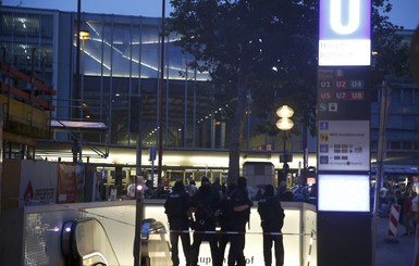 В торговом центре Мюнхена устроили стрельбу, погибли восемь человек