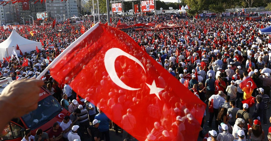 СМИ опубликовали переписку организаторов турецкого госпереворота