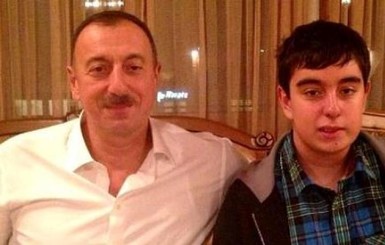 В Азербайджане переписывают Конституцию, увеличивая власть президента 