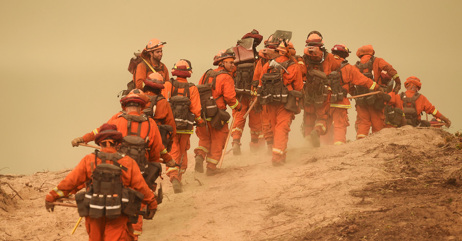 Последствия лесных пожаров в Калифорнии: фото с очага возгорания