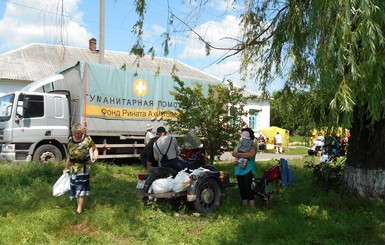 Работа мобильных бригад волонтеров в Донецкой области: куда привезут помощь в августе?