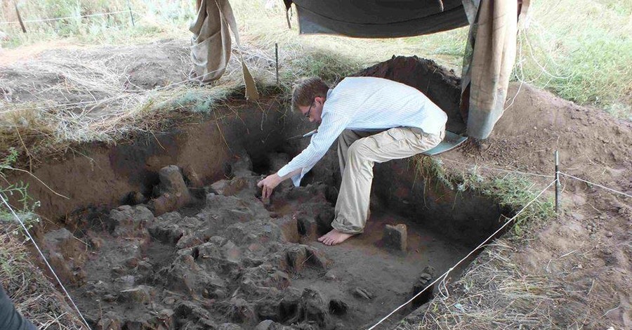 В Запорожье нашли могилу наложницы шамана