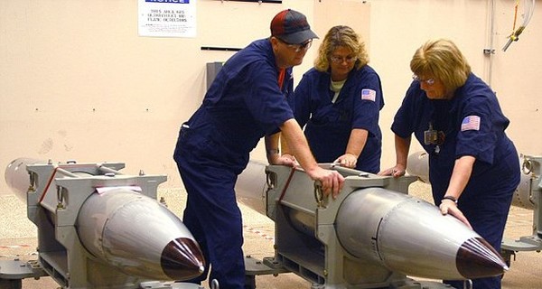 США выпустят модернизированную атомную бомбу B61 к 2020 году
