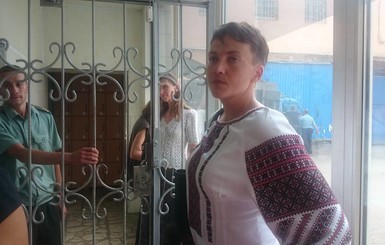После скандальной пресс-конференции Савченко отправилась в Лукьяновское СИЗО