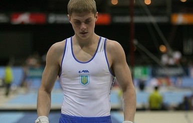 Украинские гимнасты не смогли завоевать медаль из-за травмы Семянкива