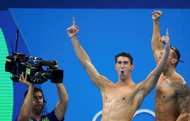 Майкл Фелпс в Рио трижды побил собственный рекорд по количеству золотых медалей