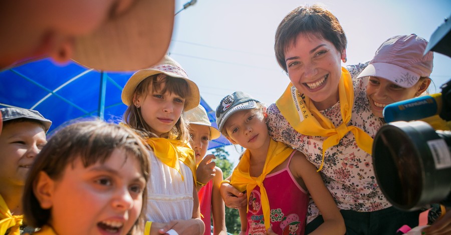 Гуманитарный штаб посетил детский лагерь в Святогорске
