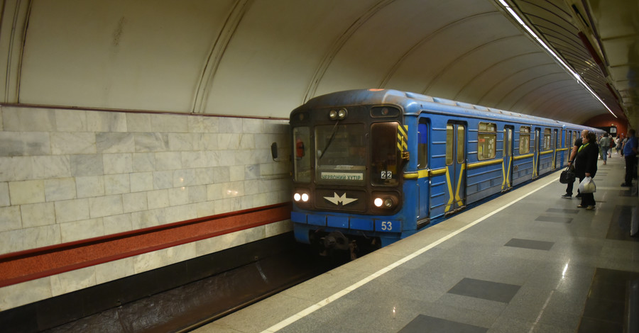 В киевском метро пьяный машинист избил своего коллегу