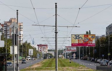 Из-за долгов за электроэнергию в Харькове остановились трамваи
