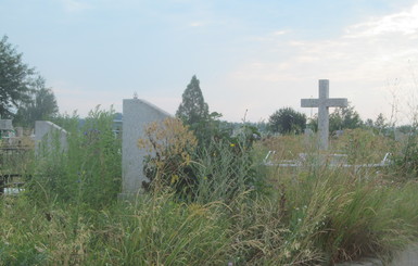 В Одессе мужчина умер на кладбище