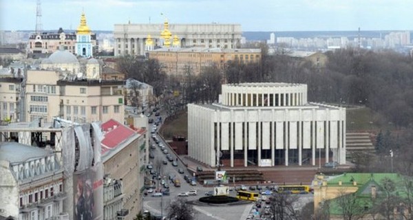 Всемирный форум украинцев: в коридоре и без стульев