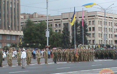 В Запорожье за 15 минут показали военную мощь Украины