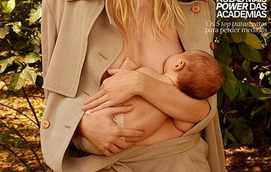 Впервые на обложке Vogue появилась модель, кормящая грудью