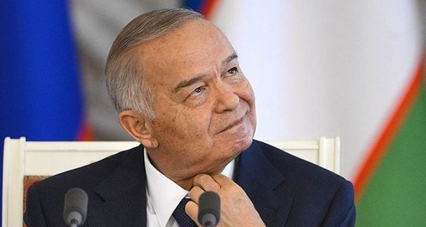 В мэрии Ташкента заявили, что Каримов пришел в себя и встает с постели 