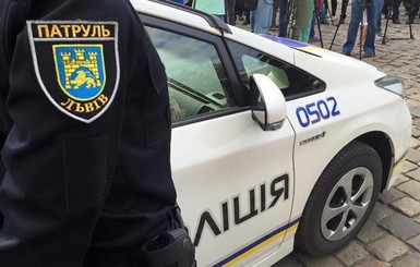 В Черновцах водитель забил до смерти мужчину из-за замечания о парковке