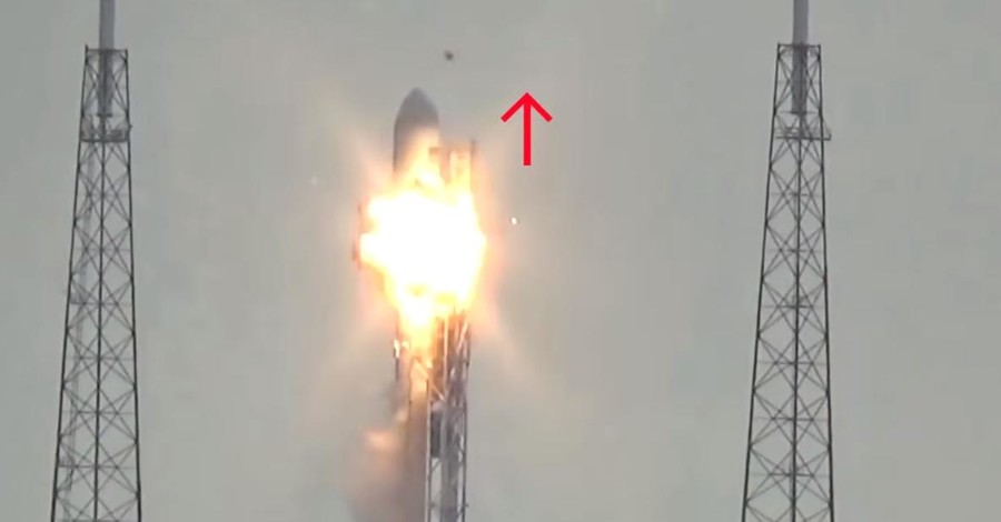 В подрыве ракеты Falcon 9 заподозрили НЛО