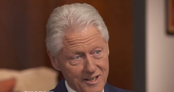 Билл Клинтон заверил, что с его женой все в порядке