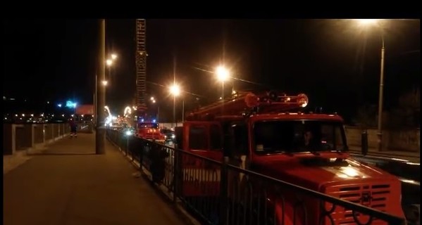В Киеве горел недостоенный Подольско-Воскресенский мост 