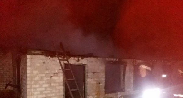 В Днепре горела столетняя психиатрическая больница