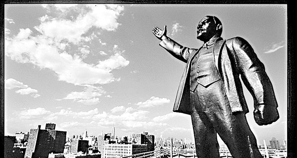 В Нью-Йорке простились с Лениным