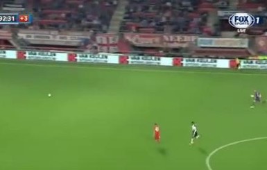 В Нидерландах футболист пробежал стометровку за 10,96 секунды и забил гол 