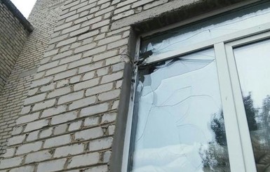 В Марьинке обстреляли школу