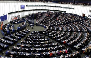 Европарламент призвал Россию отпустить украинского журналиста Сущенко